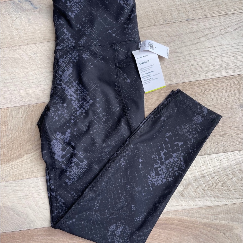 Old Navy Active Elevate Leggings